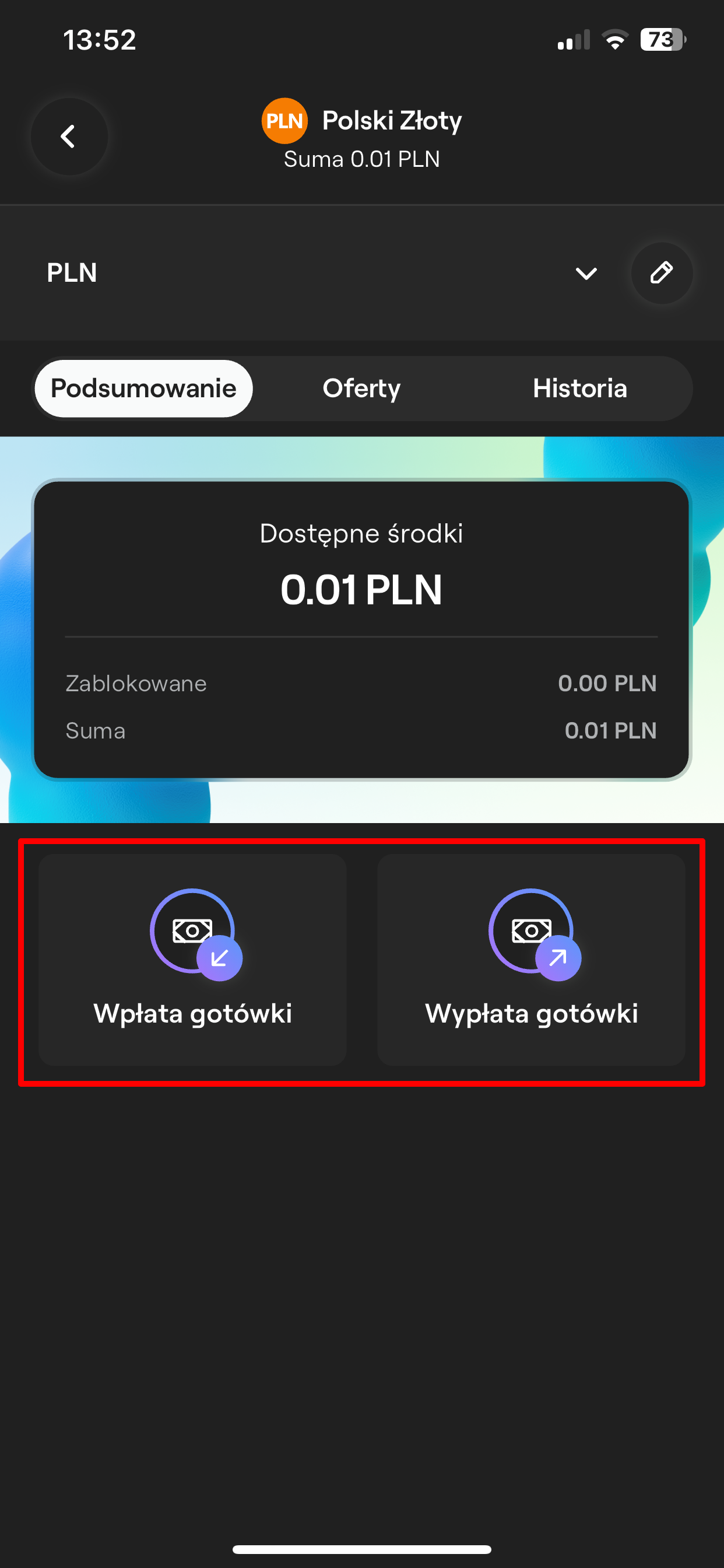 : Widok portfela PLN z zaznaczonymi opcjami „Wpłata gotówki” oraz „Wypłata gotówki”.